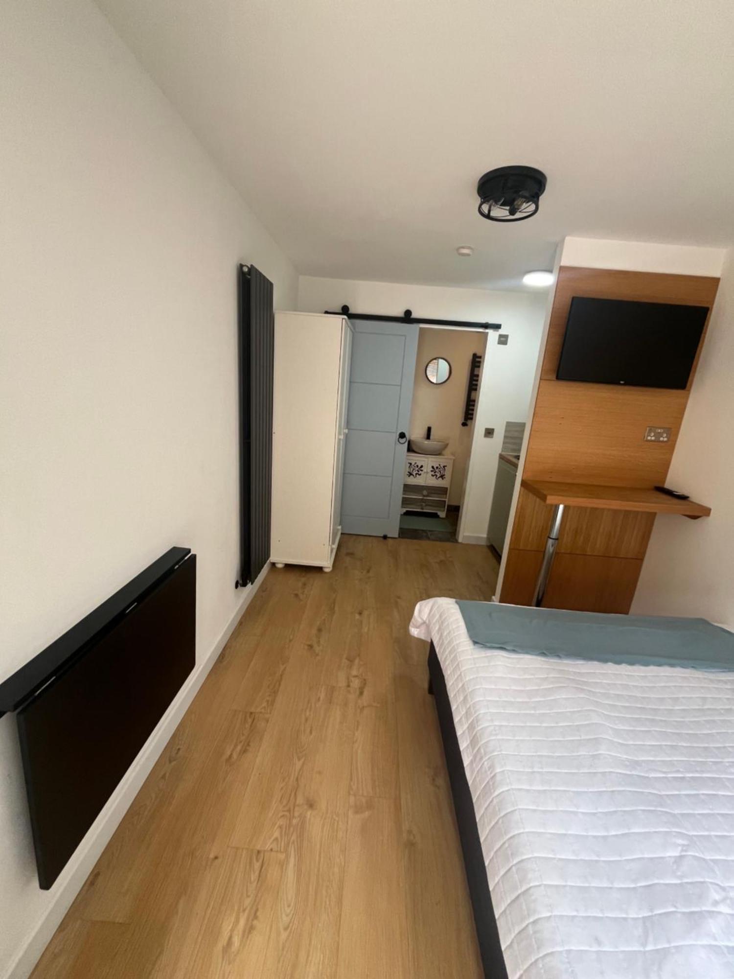 Teddington Little Gem Apartman London Kültér fotó