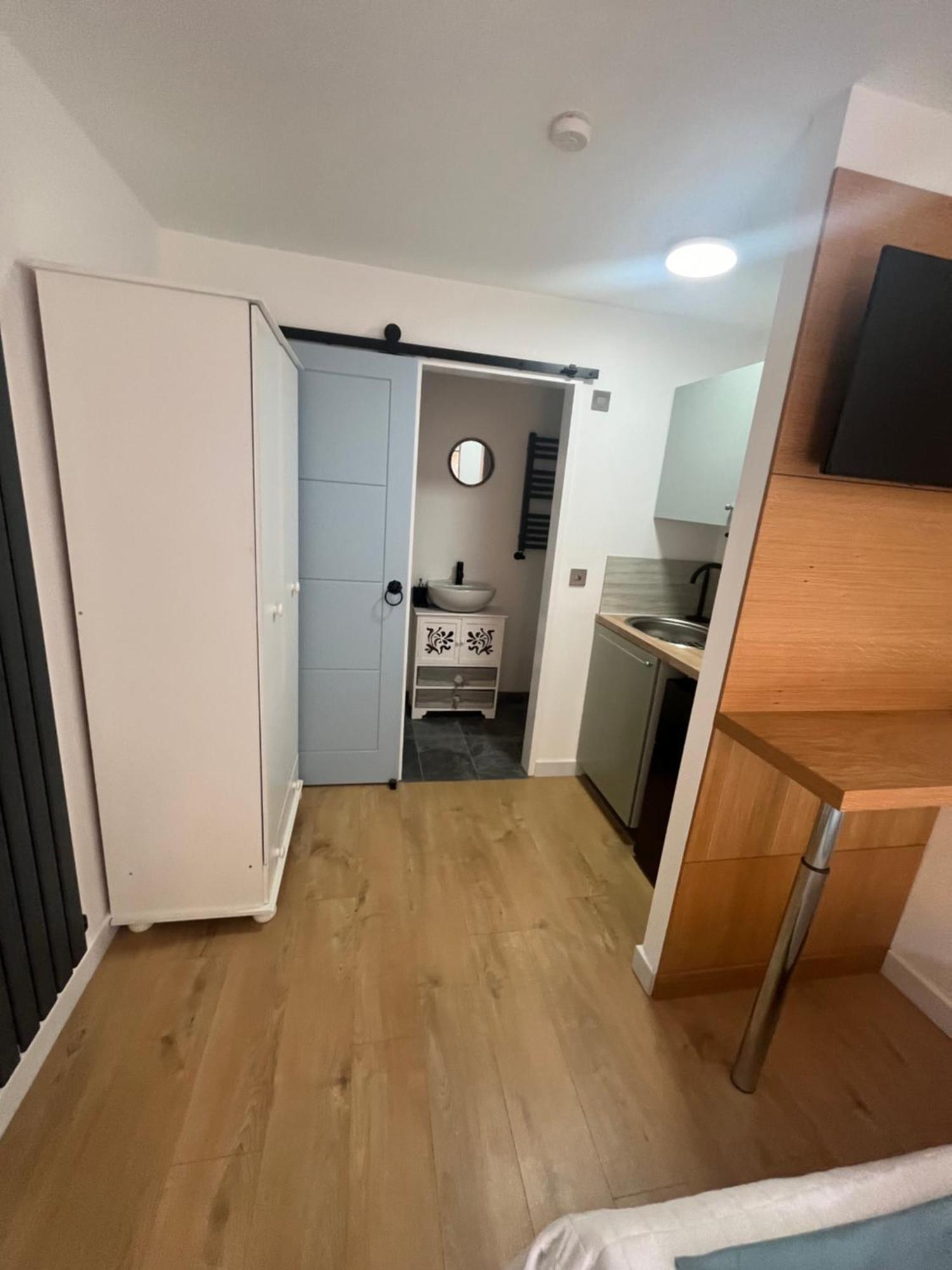 Teddington Little Gem Apartman London Kültér fotó